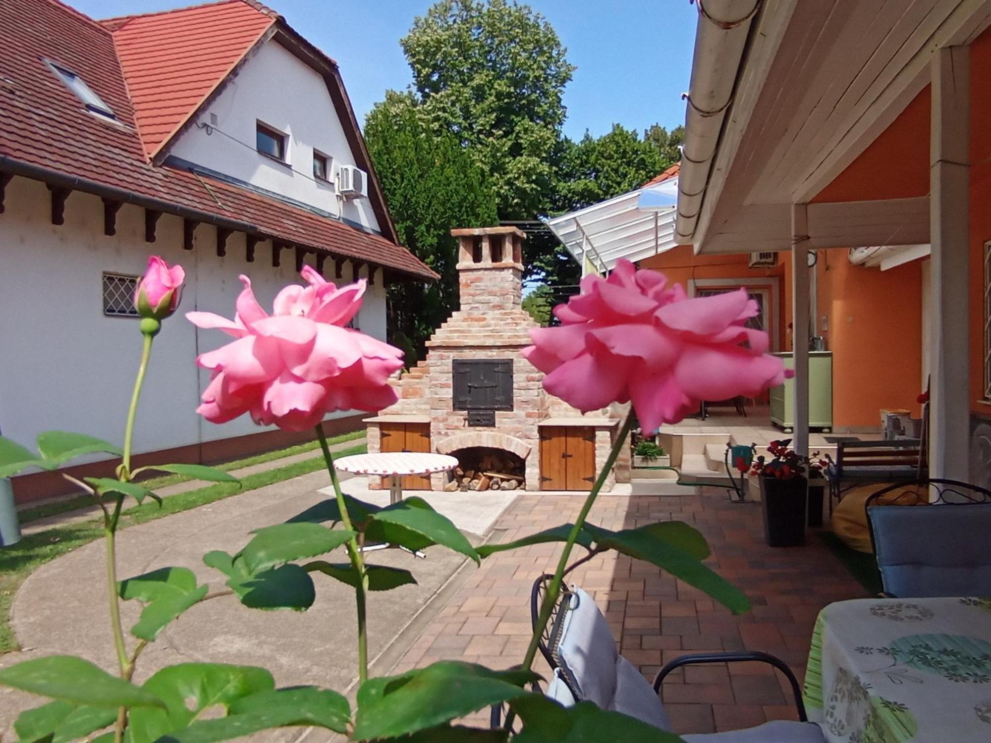 Marika Apartman Hajdúszoboszló Exteriér fotografie